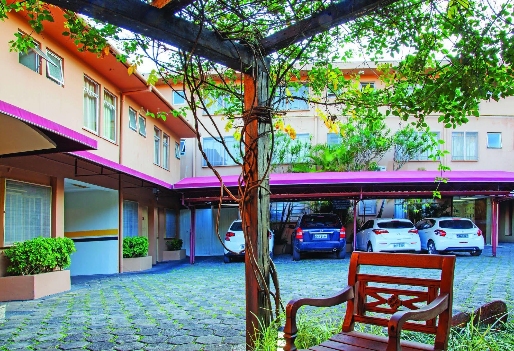 Lira Hotel Curitiba Extérieur photo